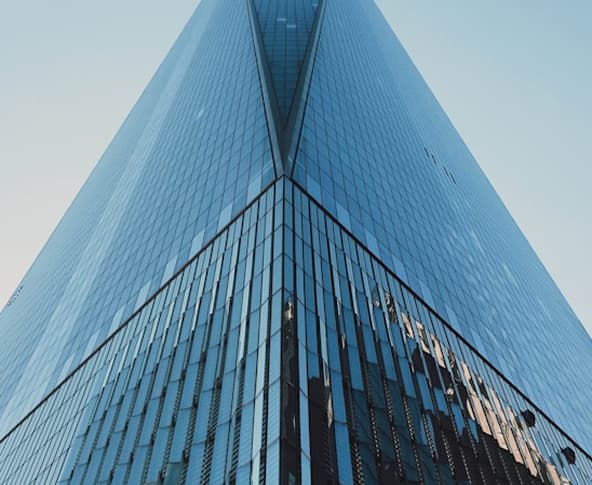 GAIOL Prédio espelhado.